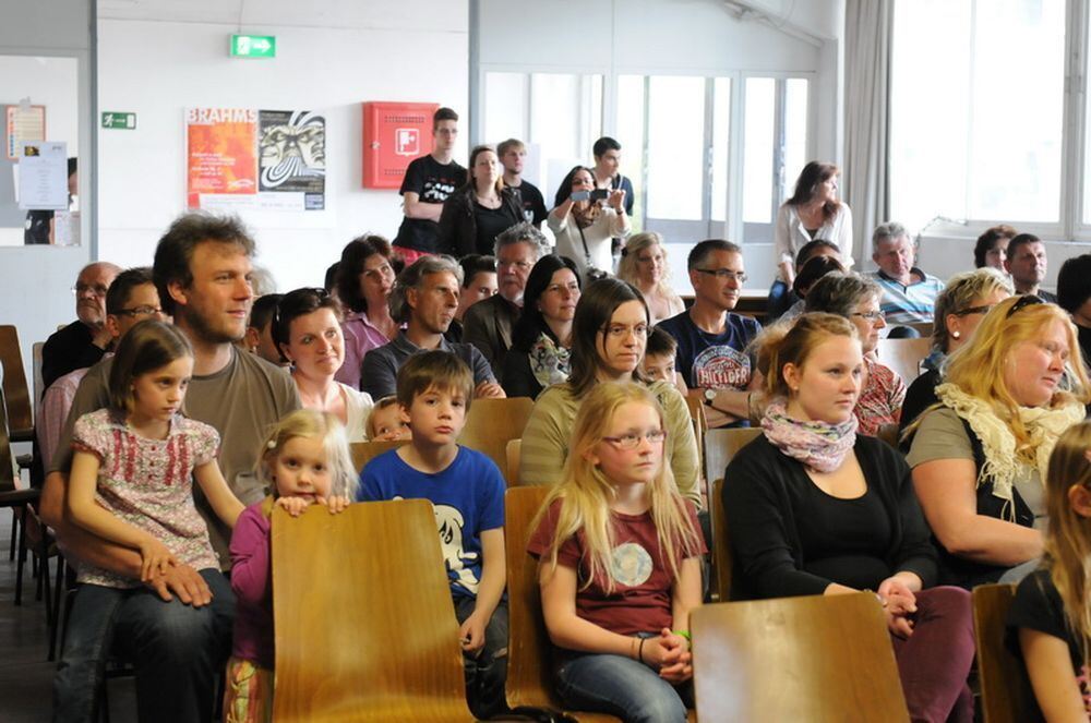 Bands der JMS live on stage