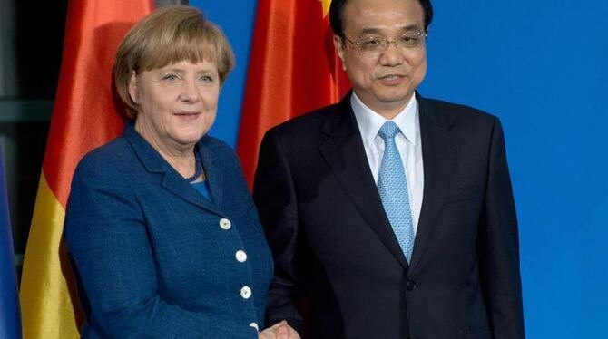 Bundeskanzlerin Angela Merkel und der Ministerpräsident von China, Li Keqiang, im Bundeskanzleramt in Berlin. Foto: Soeren St