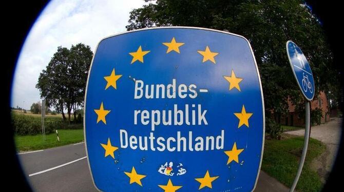 An den Grenzen der 26 Unterzeichner-Staaten des Schengen-Abkommens gibt es normalerweise keine Passkontrollen mehr. Foto: Fri