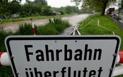 Land unter an vielen Stellen im Land, im Bild bei Bad Krozingen.