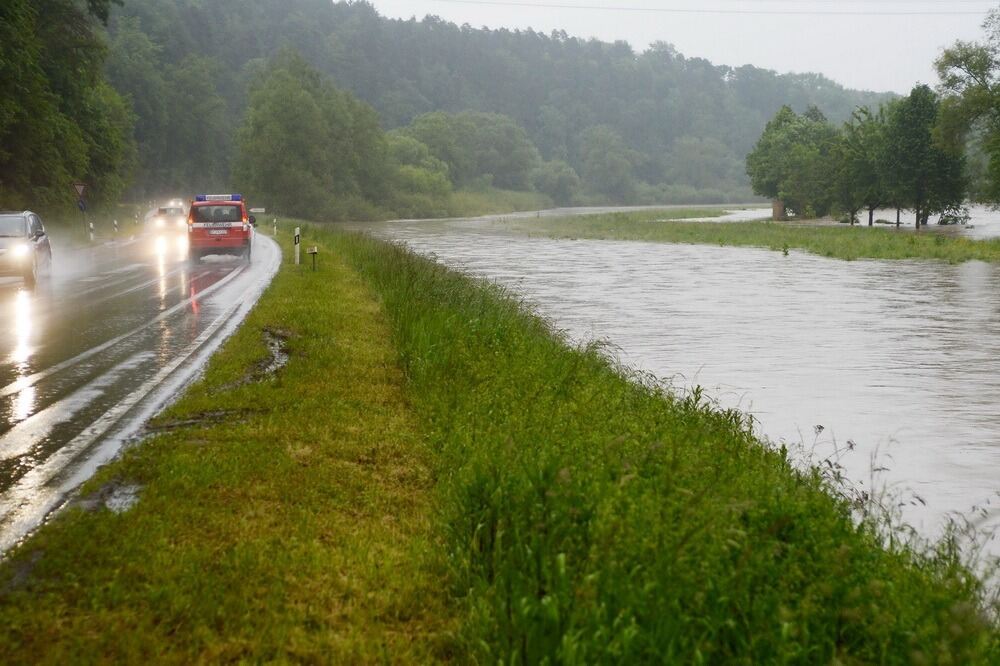 Neckar-Hochwasser bei Mittelstadt.