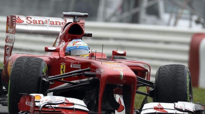 Fernando Alonso hat mit Platz sechs weitaus nicht die beste Ausgangsposition. Foto: CJ Gunther