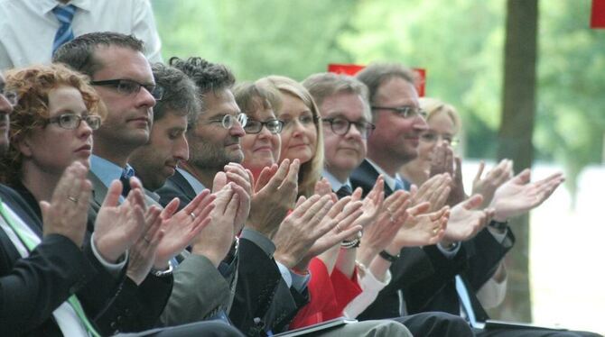 Prominenter Applaus für das Verbandsjugendorchester beim Landkreisempfang: Dritter von rechts ist Guido Wolf, rechts neben ihm L