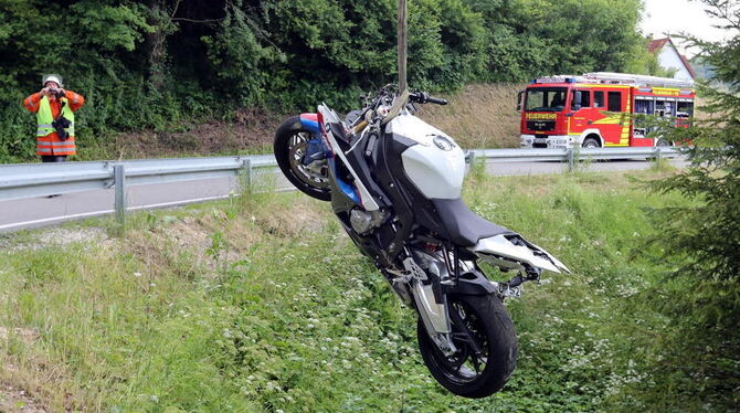 Motorradunfall bei Gossenzugen