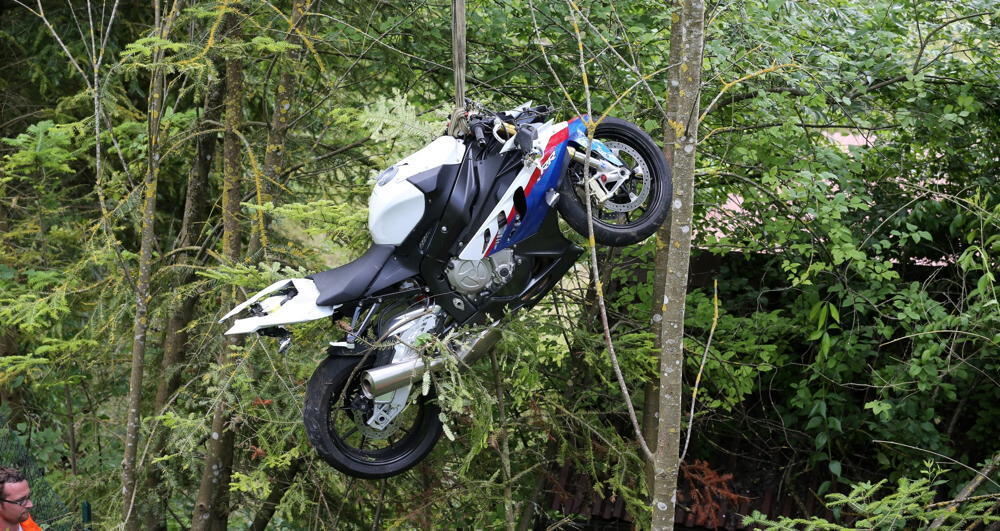 Motorradunfall bei Gossenzugen