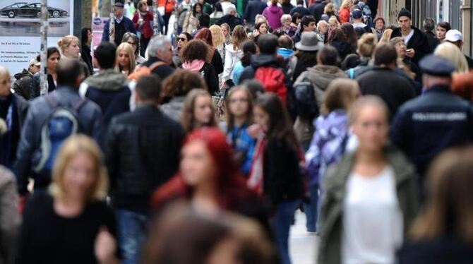 Deutschland ist laut einer Studie zum gesellschaftlichen Zusammenhalt in der Bevölkerung nur Mittelmaß. Foto Daniel Bockwoldt