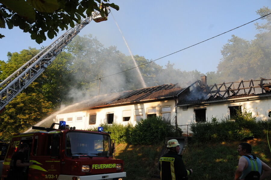 Großbrand zerstört Schützenhaus in Weilheim