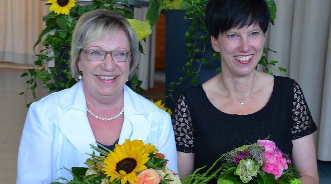 Nach 41 Jahren an der Steinbühlschule Undingen ist Rektorin Ulrike Thissen gestern in den Ruhestand verabschiedet und ihre Nachf