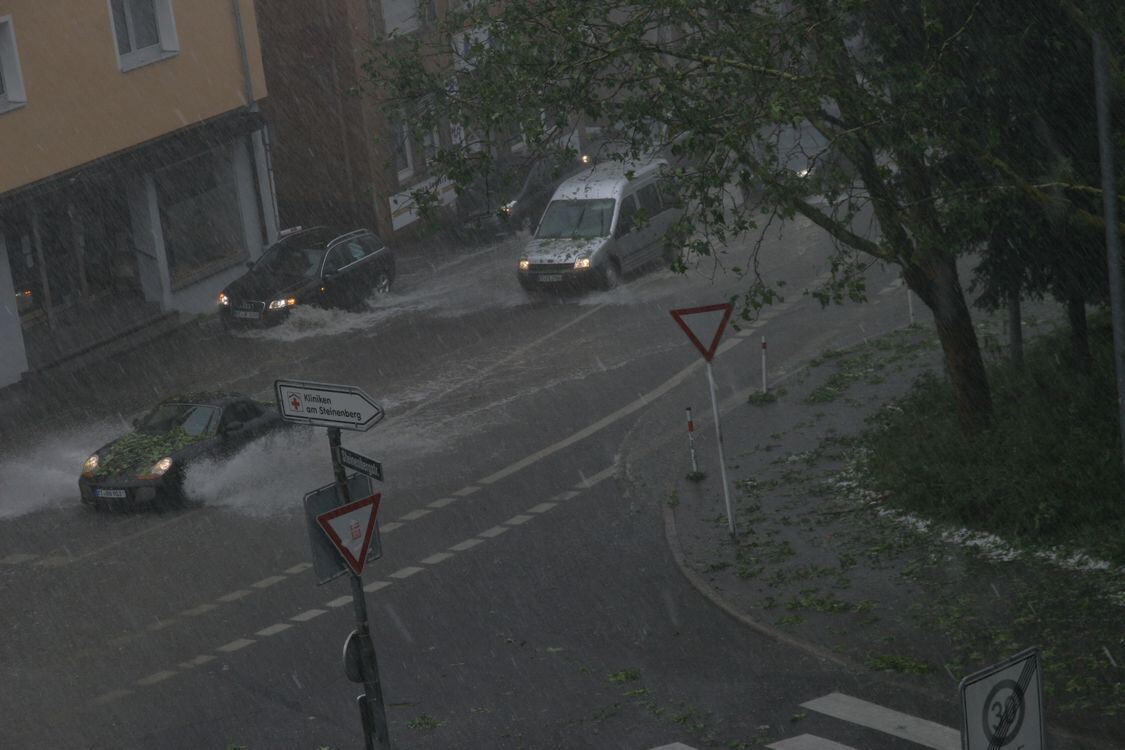 unwetter-reutlingen-28-7-13-anstaedt (jpg)