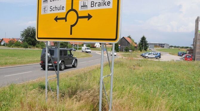 Rege Bautätigkeit herrscht in den beiden Gewerbegebieten Braike und Helleräcker.  GEA-FOTO: MEYER