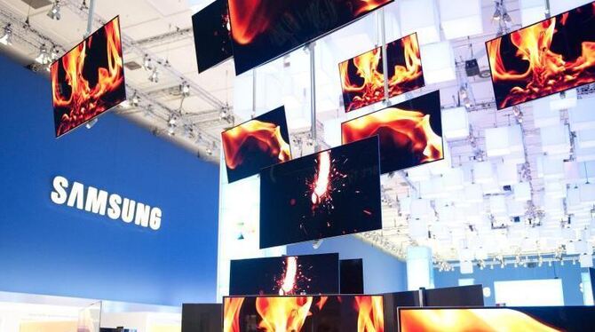 Samsung auf der Internationalen Funkausstellung IFA 2012 in Berlin. Foto: Robert Schlesinger dpa Samsung auf der Internationalen Funkausstellung IFA 2012 in Berlin. Foto: Robert Schlesinger dpa