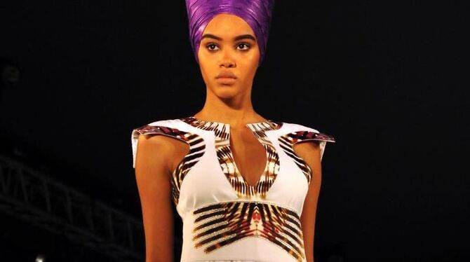 Modernes Design mit ethnischen Anklängen - die Modeszene in Nigeria wächst. Foto: Aderemi Adegbite