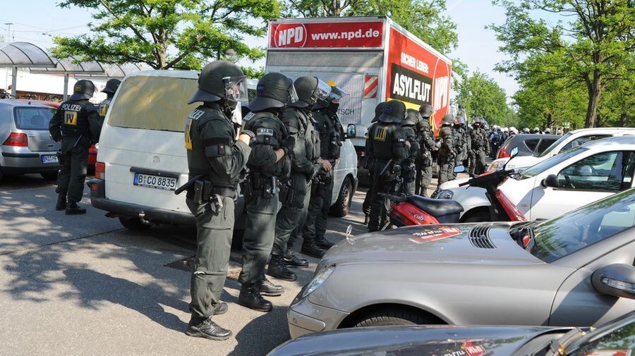 Kundgebung gegen NPD-Auftritt in Reutlingen