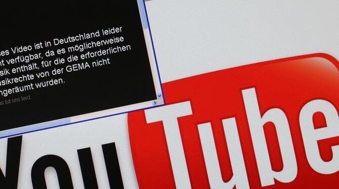 Bei der Google-Videoplattform YouTube sind viele Musikvideos in Deutschland seit Jahren nicht verfügbar. Foto: Jens Büttner/A