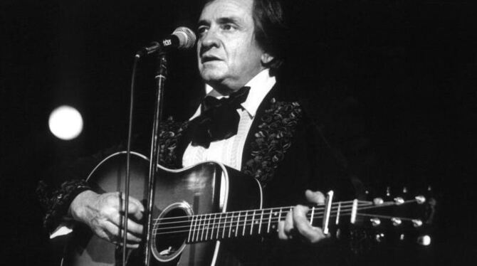 »The Man in Black«: 10 Jahre nach seinem Tod ist Country-Sänger Johnny Cash noch lange nicht vergessen. Foto: Wolfgang Eilmes