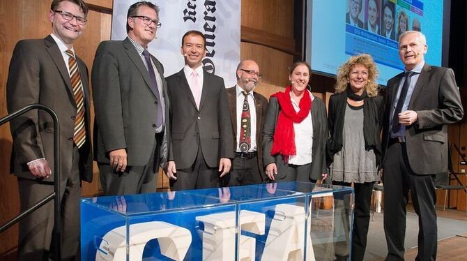 Die Kandidaten beim GEA Wahlpodium.