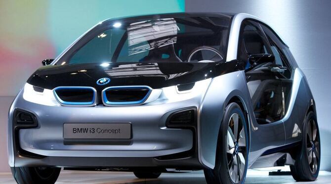 Der BMW i3 fährt elektrisch in die Zukunft.