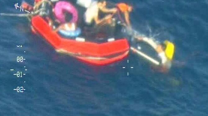 Rettung von Flüchtlingen zwischen Malta und der italienischen Insel Lampedusa. Foto: Malta Navy Press Office