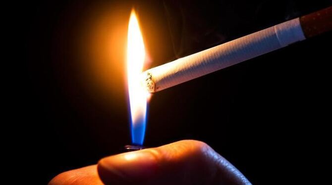 Weitere jährliche Steuererhöhungen der Tabaksteuer bis zum Jahr 2016 sind bereits beschlossen. Foto: Arno Burgi