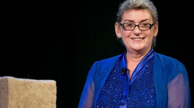 Die Preisträgerin Carmen Hock-Heyl bei der Verleihung des Deutschen Umweltpreises 2013 in Osnabrück. Foto: Friso Gentsch Die Preisträgerin Carmen Hock-Heyl bei der Verleihung des Deutschen Umweltpreises 2013 in Osnabrück. Foto: Friso Gentsch