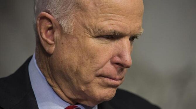 Der einflussreiche republikanische Senator John McCain empfiehlt US-Präsident Obama in der Abhör-Affäre eine Entschuldigung b