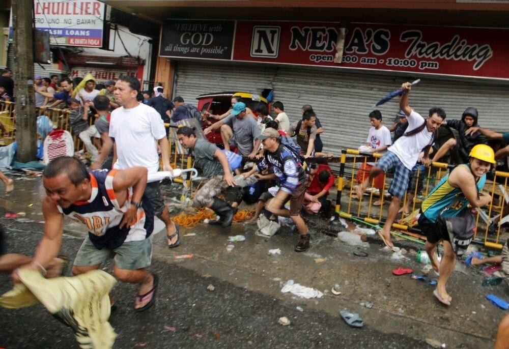 Taifun Haiyan verwüstet die Philippinen