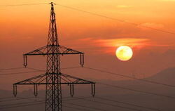 Stromversorgung Strommast Energie