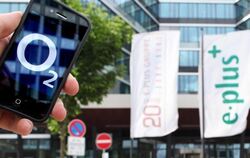 Wenn die im Sommer eingefädelte Fusion zwischen O2 und E-Plus 2014 tatsächlich zustande kommt, wird ein Mobilfunk-Anbieter in