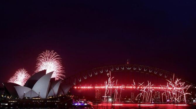 Silvester-Feuerwerk erleuchtet den Himmel über Sydney. Foto: Nikki Short