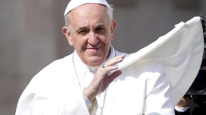 Papst Franziskus hat weltweit eine Umfrage unter Katholiken zu Ehe, Familie und Sexualität angestoßen.