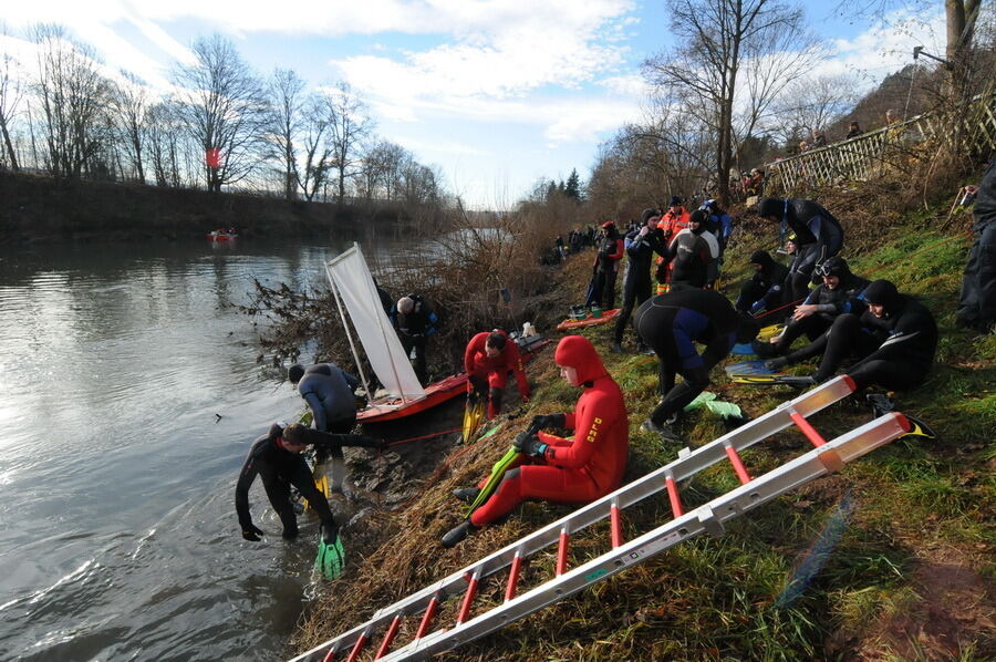 Neckarabschwimmen in Tübingen