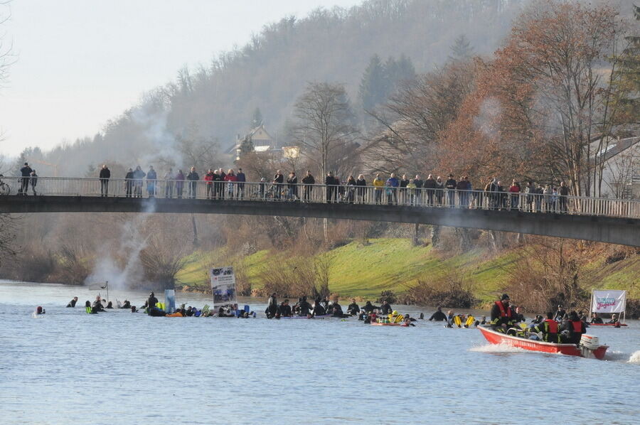 Neckarabschwimmen in Tübingen