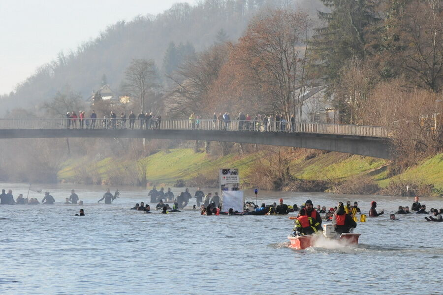 Neckarabschwimmen in Tübingen