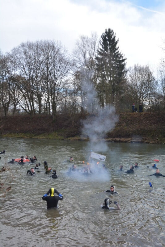 Neckarabschwimmen in Tübingen