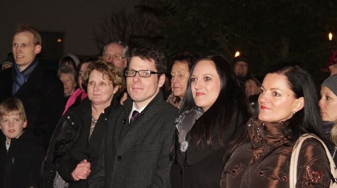 Angespannt: Matthias Winter wenige Sekunden vor Bekanntgabe des Wahlergebnisses. Der 34-jährige Ortsvorsteher hat mit 42 Prozent