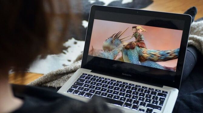 Der klassische Fall: Ein Kinofan schaut sich computeranimierte Filme an. Inzwischen kommt diese Technik in ganz anderen Sparten