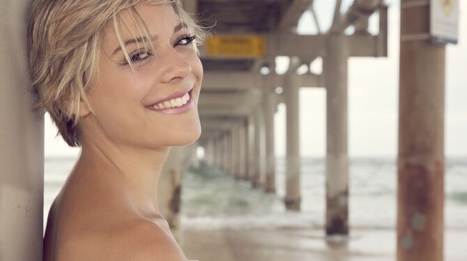 Sympathisch und bodenständig: Janina Vöhringer alias JA!Nina bringt im April ihr Album »Für den Moment« auf den Markt. FOTO: PR Sympathisch und bodenständig: Janina Vöhringer alias JA!Nina bringt im April ihr Album »Für den Moment« auf den Markt. FOTO: PR