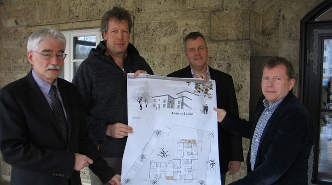 In der Parksiedlung sollen Wohnungen für behinderte Menschen entstehen. Vorstand Jürgen Schlepckow, Wolfgang Bleher und Markus M In der Parksiedlung sollen Wohnungen für behinderte Menschen entstehen. Vorstand Jürgen Schlepckow, Wolfgang Bleher und Markus M