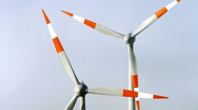 Angesichts der Energiereformpläne der Bundesregierung bleibt die Zukunft der Windkraft auf der Alb nebulös. ARCHIVFOTO: DPA