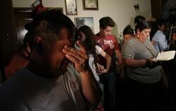 Angehörige von Edgar Tamayo Arias trauern in seiner Heimat Miacatlan in Mexico. Foto: Roberto Sanchez