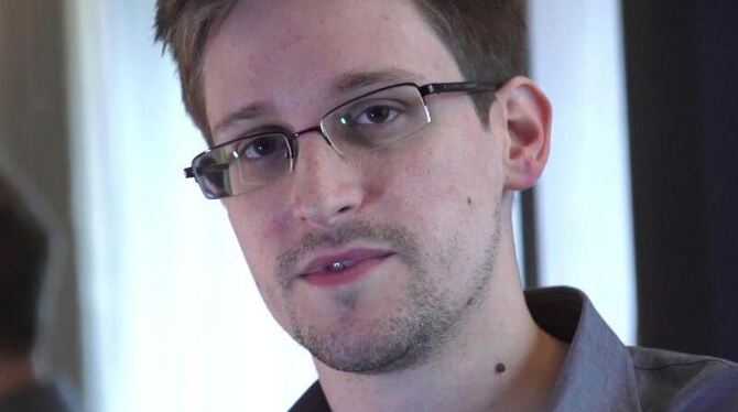Mit seinen spektakulären Enthüllungen hat Edward Snowden sich selbst ins russische Exil geschickt. An einen fairen Gerichtspr