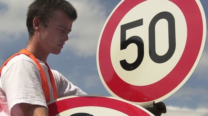 Das Tübinger Regierungspräsidium hat sich ein Tempo-Wechsel-Dich-Spielchen für Rommelsbachs Ortsdurchfahrt ausgedacht: Ab Montag