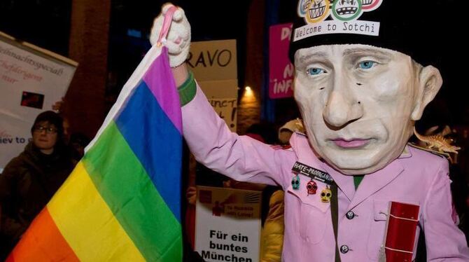 Demonstration für Homosexuellen-Rechte in München. In Russland sind positive Äußerungen über Homosexualität vor Minderjährige