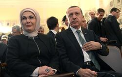 Der türkische Ministerpräsident Recep Tayyip Erdogan und seine Ehefrau Emine besuchen Berlin. Foto: Rainer Jensen