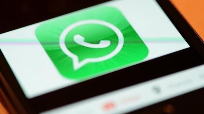 Facebook lässt sich WhatsApp stolze 16 Milliarden Dollar kosten. Foto: Jens Kalaene