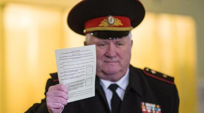 Internationale Beobachter kritisieren, dass die Abstimmung unter Druck einer russischen Militärintervention stattfand. Foto: