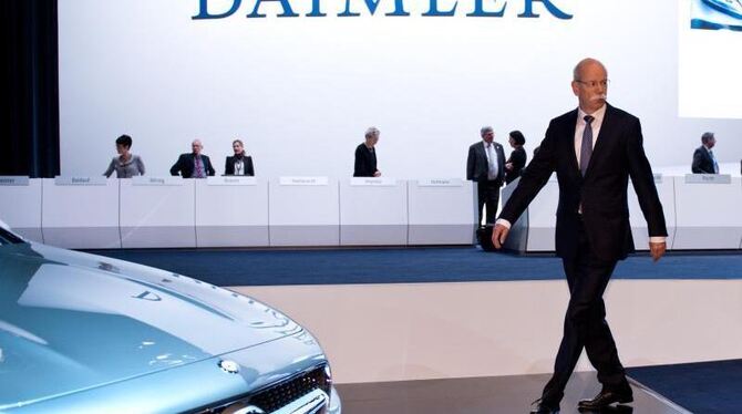 Daimler-Chef Dieter Zetsche vor der Hauptversammlung der Daimler AG in Berlin. Foto: Bernd von Jutrczenka