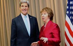 US-Außenminister John Kerry spricht mit der EU-Außenbeauftragten Catherine Ashton in Genf. Foto: Alain Grosclaude / Pool