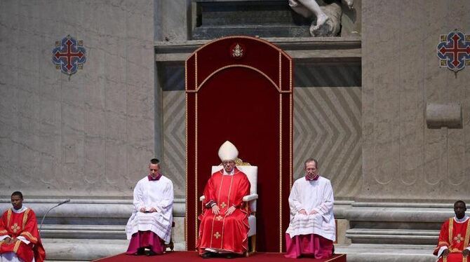 Der argentinische Pontifex Papst Franziskus im Petersdom in Rom. Foto: Alessandro Di Meo