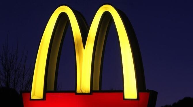 Das Logo des Fastfood-Konzerns McDonald`s. Foto: Karl-Josef Hildenbran